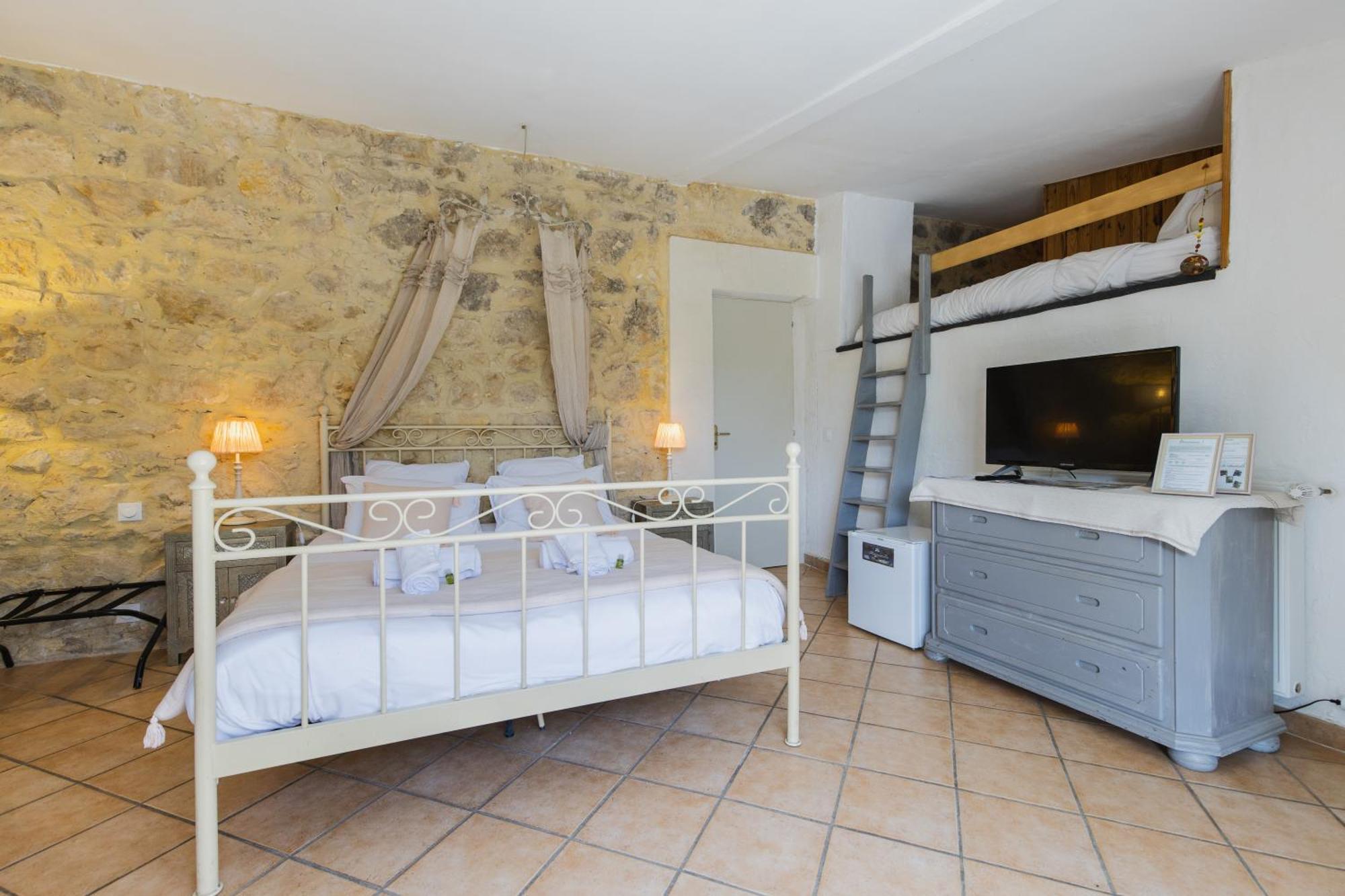 Chambre D'Hotes - B&B - Grand Luberon Chez Manon En Luberon Lagnes Exterior foto